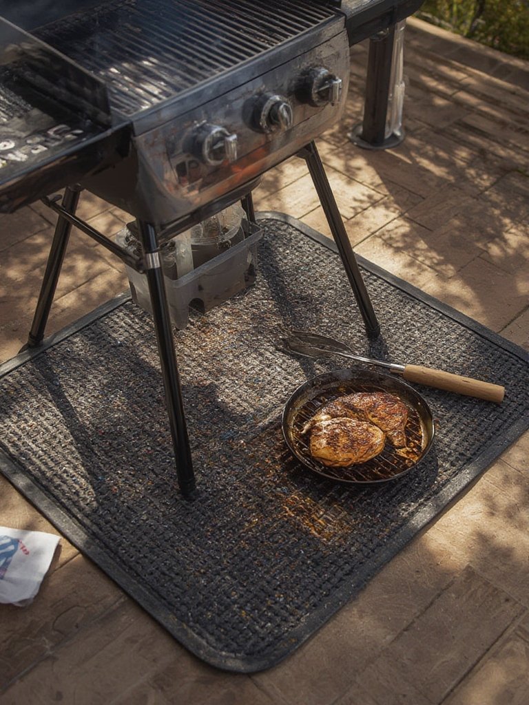 grill mat in action